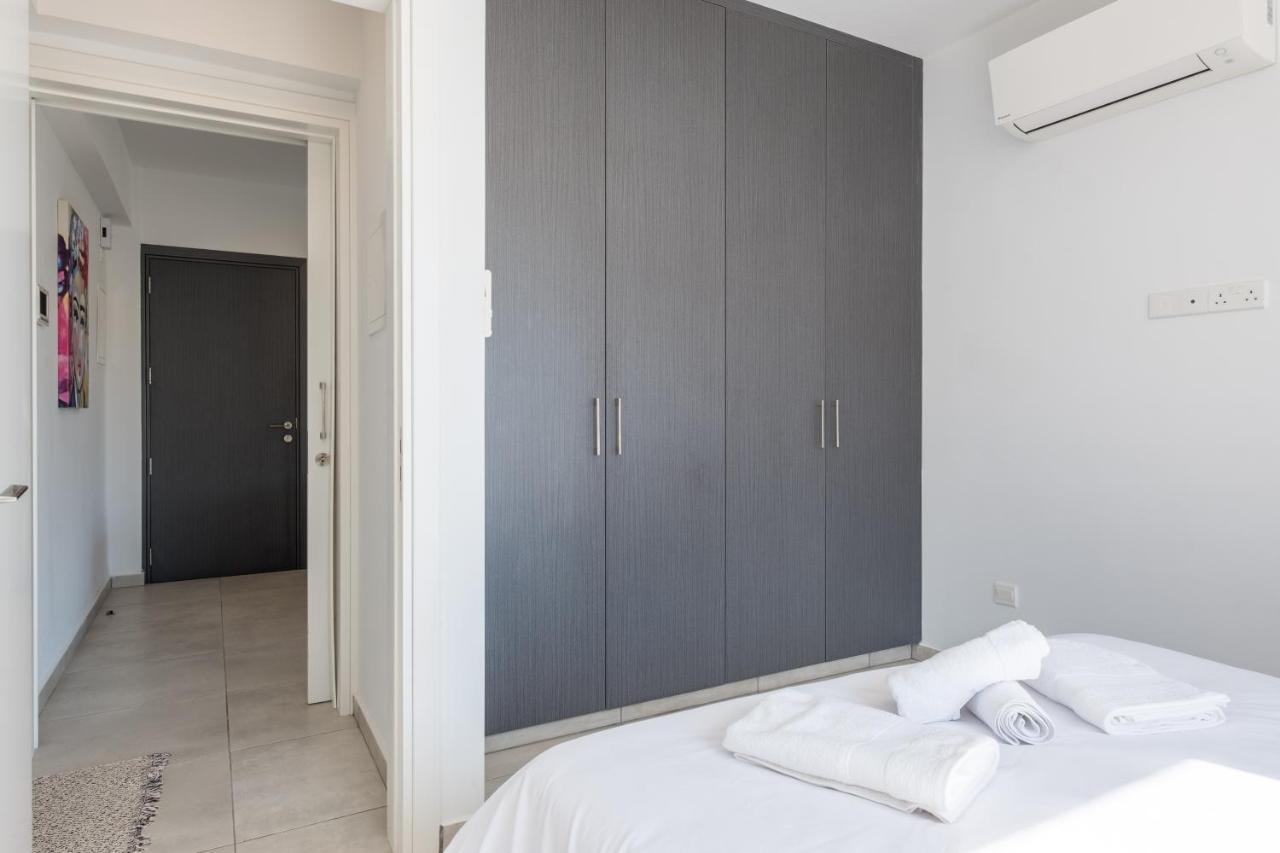 Solaar Apartments Faneromeni Larnaca Exterior photo